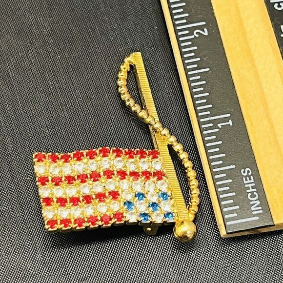 Rafaelian Vintage Red White Blue US Flag Rhinestone Brooch Patriotic Nice 1127 - Picture 6 of 8
